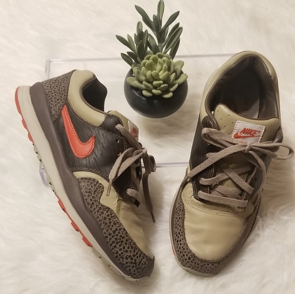 nike safari 87